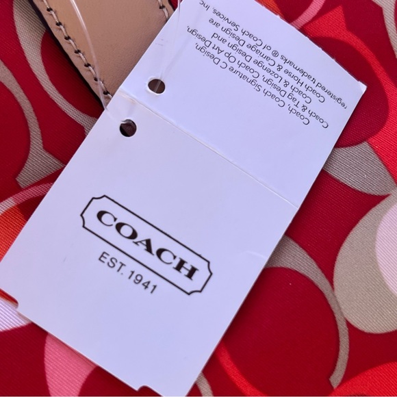 🎈🎉HP🎈🎉COACH SIGNATURE STRIPED VERMILLION DREAM C TOTE FABRIC w SILVER HARDWARE - Picture 11 of 13